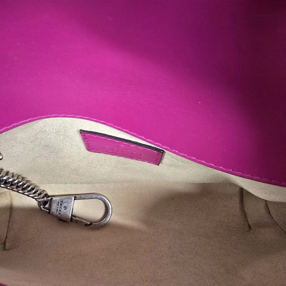 Gucci Marmont Mini Shoulder Bag - Picture 7 of 10